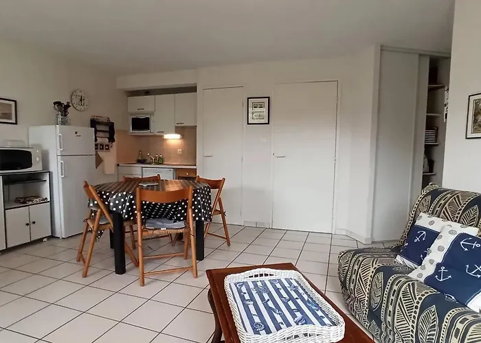 : Rez-de-jardin, Parking, A 5 Min - Fr-1-843-61 Апартаменты