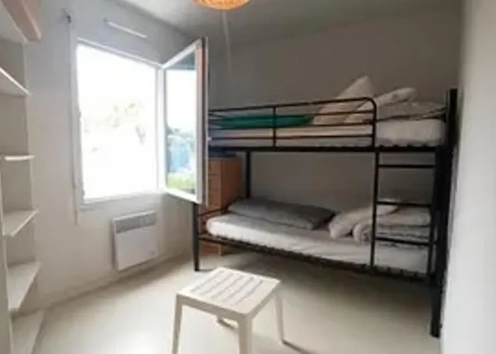 : Rez-de-jardin, Parking, A 5 Min - Fr-1-843-61 * Ле Круазик