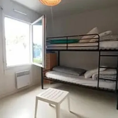 : Rez-de-jardin, Parking, A 5 Min - Fr-1-843-61 * ル・クロワジック